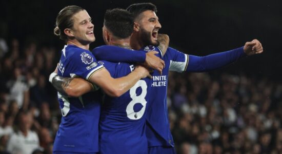 Londra “ngjyroset blu”, Broja protagonist me gol në triumfin e Chelsea-t ndaj Fulham-it