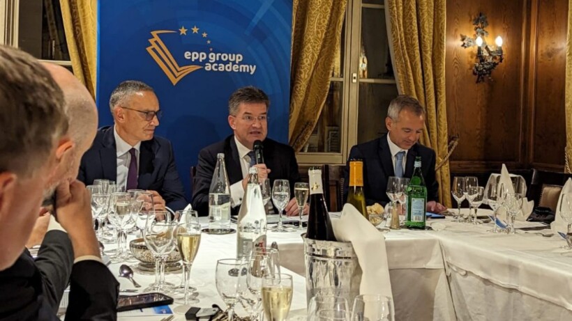 Lajçak takohet me eurodeputetët në Strasbourg, diskutojnë për dialogun Kosovë-Serbi