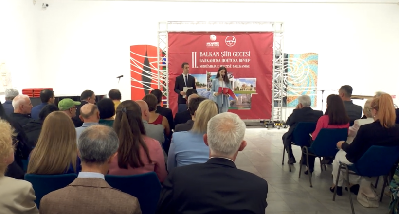 (VIDEO) Në Shkup u mbajt edicioni i dytë i Natës Ballkanike të poezisë