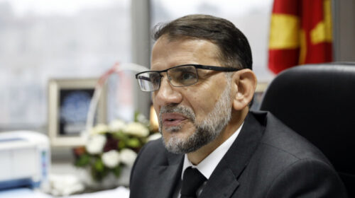 Ish-kryetari i Gjykatës Kushtetuese, Salih Murat, kërkesë Talat Xhaferit dhe deputetëve për përdorimin e gjuhës turke në Kuvend