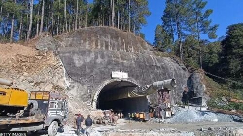 Shembja e tunelit të Uttarakhand, punohet për të shpëtuar 40 punëtorë të bllokuar