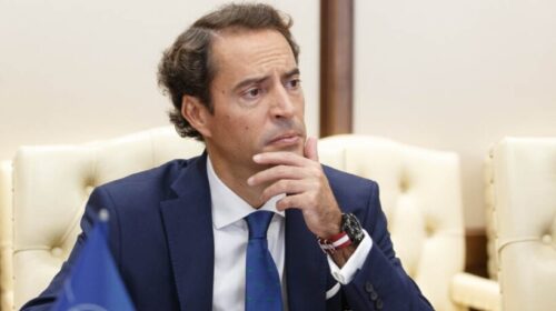 Kolomina për vizitë në Shkup, do të takohet me Osmanin