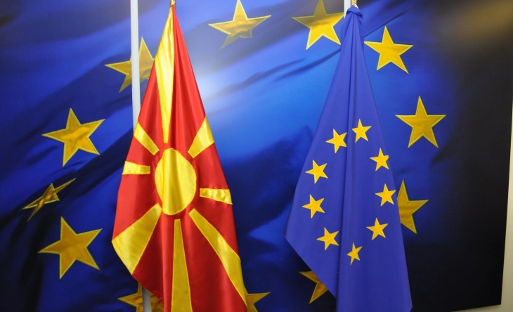 Raporti i KE-së: Maqedonia e Veriut duhet t’i zbatojë reformat lidhur me anëtarësimin në BE
