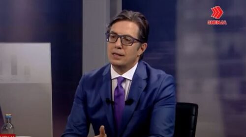 Reagon Pendarovski: Qytetarët nuk duhet të dënohen për patentën e shoferit me MK!