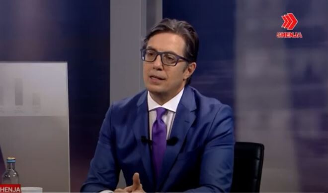 Reagon Pendarovski: Qytetarët nuk duhet të dënohen për patentën e shoferit me MK!