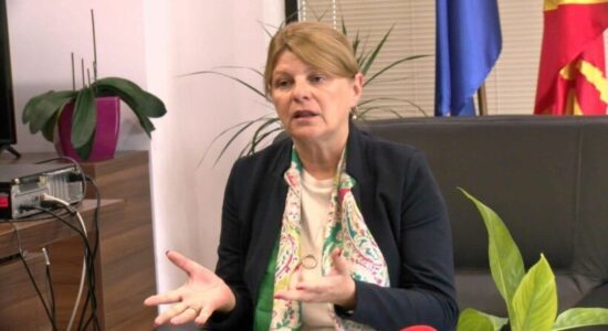 (VIDEO) Shukova: Njerëzit e përgjegjshëm duhet ta marrin në dorë Shkupin