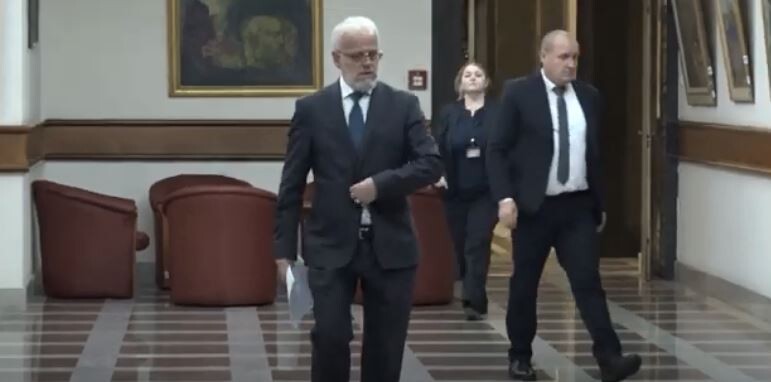 (VIDEO) Xhaferi: 8 maji mendohet si datë për mbajtjen e zgjedhjeve