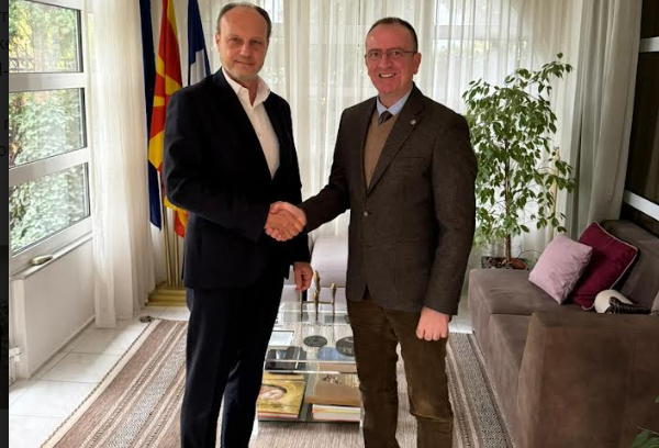 Taravari takon ambasadorin Baumgartner: ASH e palëkundur në rrugëtimin evropian të vendit
