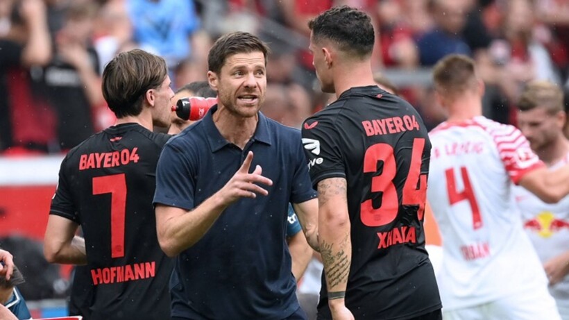 Profesor në fushë dhe jashtë saj, Xabi Alonso tekniku model që udhëheq Leverkusen: Nuk kam frikë