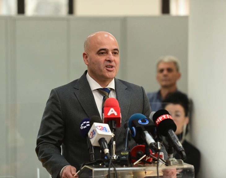 (VIDEO) Kovaçevski: Kryediplomatja bullgare nuk deklaroi se ka kushte të reja për Shkupin