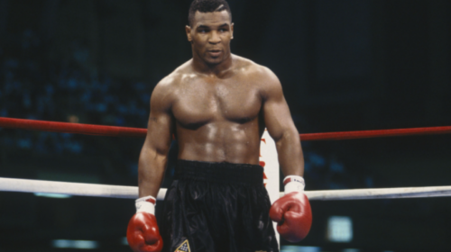 Mike Tyson emëron boksierin e vetëm që mund t’u bënte ballë grushteve të tij