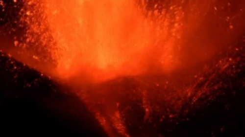 (VIDEO) Vullkani Etna shpërthen sërish, pamjet spektakolare