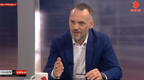 Arben Fetai: Gjuha shqipe është zyrtarizuar shumë herë nga politikanët, por realiteti flet ndryshe