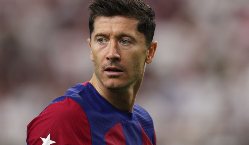 Paraqitje të dobëta në fushë, Barcelona “kërcënon” Lewandowski