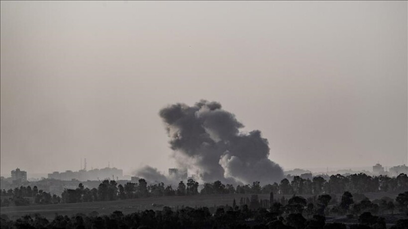 Avionët izraelitë bombardojnë një shtëpi me palestinezë të zhvendosur në Gaza, 20 të vrarë