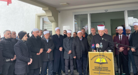 Qani Nesimi akuzon Reisin: Pse e tradhtove vakëfin e Myftinisë së Tetovës