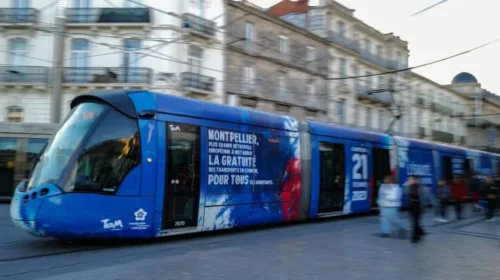 Qyteti francez i Montpellier e bën transportin publik falas për të gjithë banorët