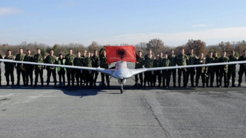 Ushtarakët shqiptarë trajnohen në Turqi për dronët “Bayraktar” Ministri Peleshi ka njoftuar