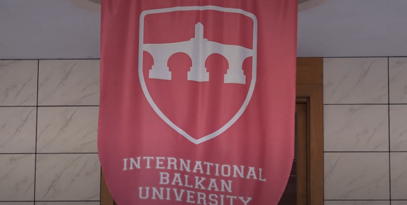 (VIDEO) Universiteti i Ballkanit, i vetmi që ka rritje të studentëve nga viti në vit