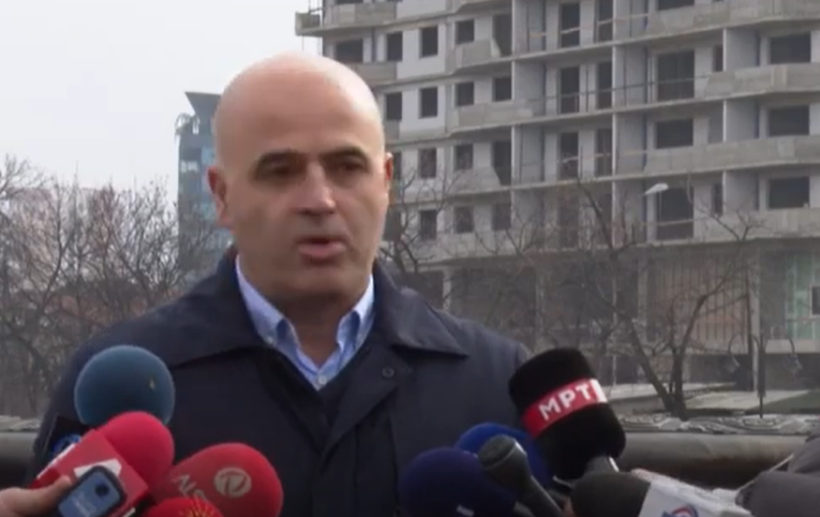 (VIDEO) Kovaçevski paralajmëron VMRO-në: Nuk keni ministra nëse nuk e votoni qeverinë teknike