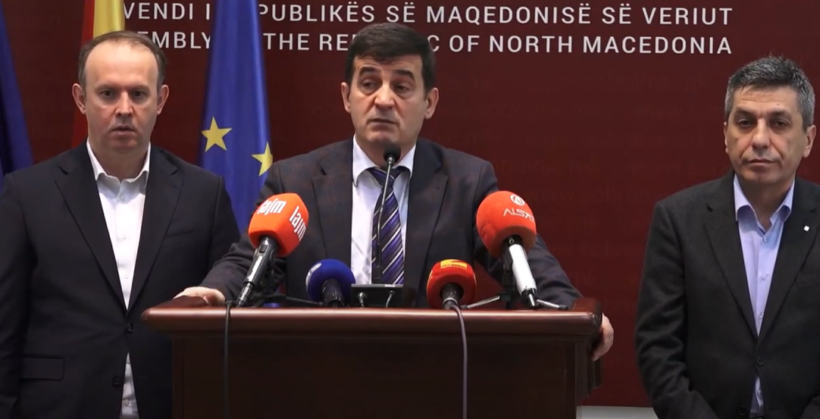 (VIDEO) Opozita shqiptare takon kryeparlamentarin për anëtarin e KSHZ-së