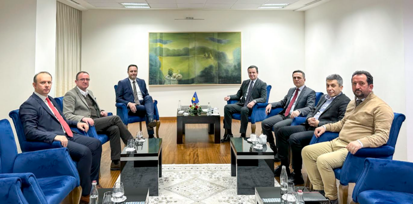 Kurti takoi opozitën shqiptare dhe Taravarin, ata propozojnë president shqiptar në Maqedoni