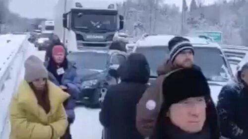 Aksident i madh trafiku në Rusi, katër të vdekur (VIDEO)