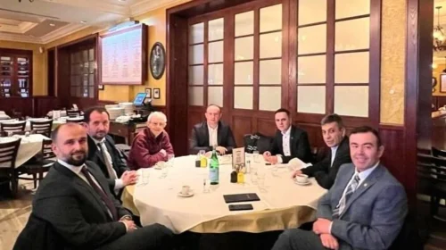 Gashi, Mexhiti, Kasami e Qoku takohen me njohësin e zhvillmeve të Ballkanit Perëndimor