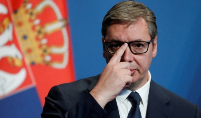 Vuçiq iu përgjigjet kritikave për “kuvendin gjithëserb” duke e akuzuar Ambasadën amerikane