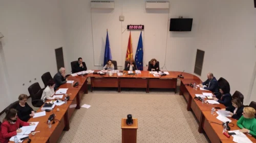 Propozim-ligjet për arsimin e mesëm dhe profesional kaluan fazën e parë, do të organizohen debate publike
