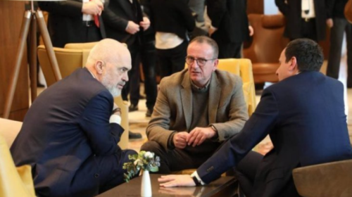 Taravari: Kurti dhe Rama kanë qëndrim të unifikuar për orientimin e Maqedonisë së Veriut