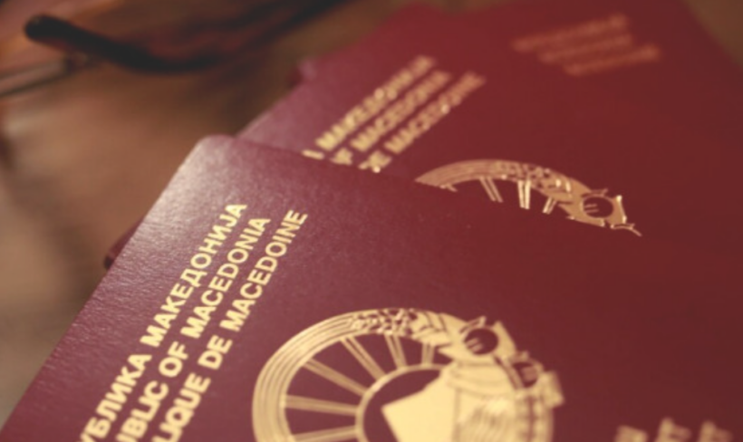 Në Gjermani, Zvicër dhe disa shtete tjera udhëtohet edhe me pasaportë të vjetër!