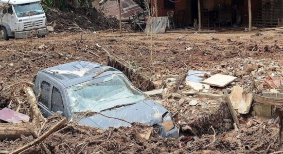 Përmbytje dhe rrëshqitje dheu në Brazil, 8 të vdekur