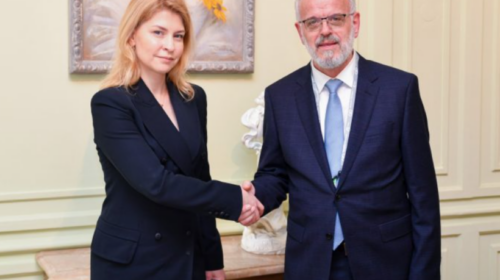 Xhaferi – Stefanishina: Maqedonia e Veriut është partner i Ukrainës dhe faktor i rëndësishëm në stabilitetin evropian