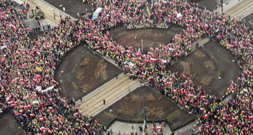 Protestat e fermerëve, Polonia paralajmëron mbylljen e kufirit me Ukrainën, Kievi kundërshton