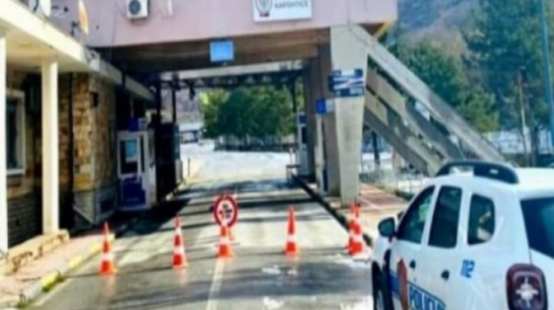 Greqia bllokon kufijtë për 48 orë, kalimi nga Shqipëria vetëm për këmbësorë