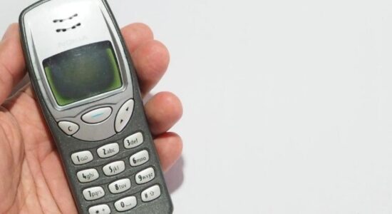 Rikthehet telefoni legjendar Nokia 3210