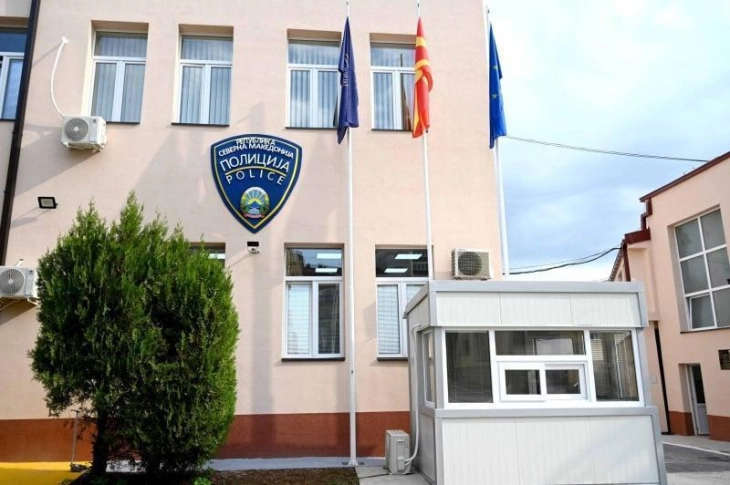 (VIDEO) Policia arrestoi dy persona nga Bukoviqi për grabitjen me armë në Kumanovë