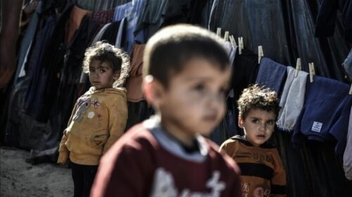 UNRWA: 1 në 3 fëmijë nën 2-vjeç i kequshqyer në mënyrë akute në Gazën veriore