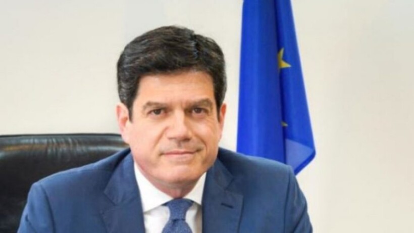 Mihalis Rokas emërohet zyrtarisht euroambasador i ri në Shkup