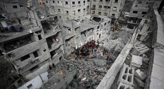 Gaza, numri i të vrarëve rritet në 34.943 teksa vazhdojnë sulmet izraelite