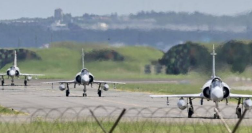 Rriten tensionet në Azi, 22 avionë kinezë “rrethojnë” Tajvanin