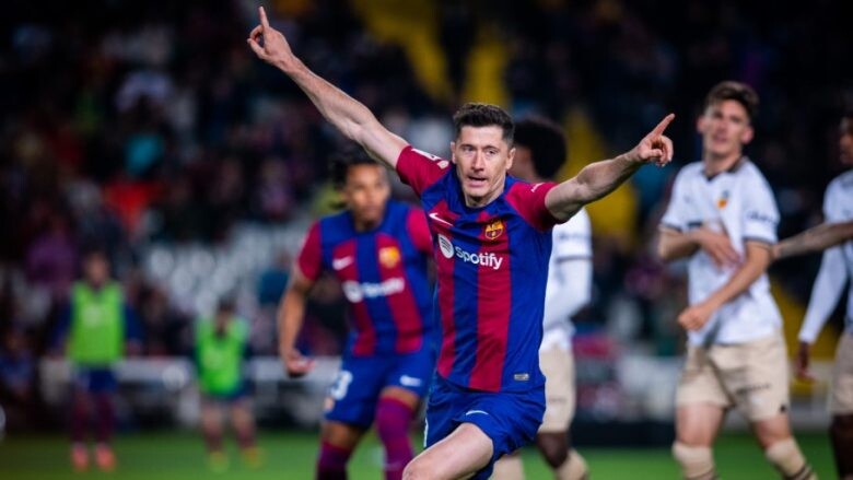 Barça përmbys Valencian, Lewandowski realizon një tregolësh