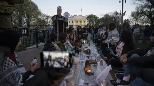 Muslimanët amerikanë organizojnë iftar para Shtëpisë së Bardhë për “solidarizim me Gazën”