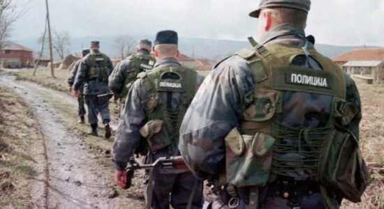 Arrestohet një serb në Bërnjak, dyshohet se ka kryer krime lufte në Gjakovë