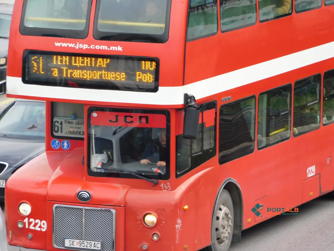 (VIDEO) NTP kontratë prej 2.3 milionë euro për pagesa elektronike të biletave dhe vendndodhjen automatik të autobusëve