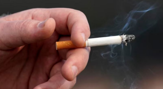 Lajm i keq për duhanpirësit, shtrenjtohen cigaret