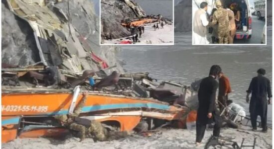 Përmbyset autobusi në një luginë Pakistan, 20 të vdekur e 21 të plagosur