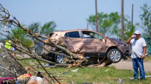 Stuhitë e fuqishme dhe erëra shkatërruese godasin SHBA, 25 të vdekur