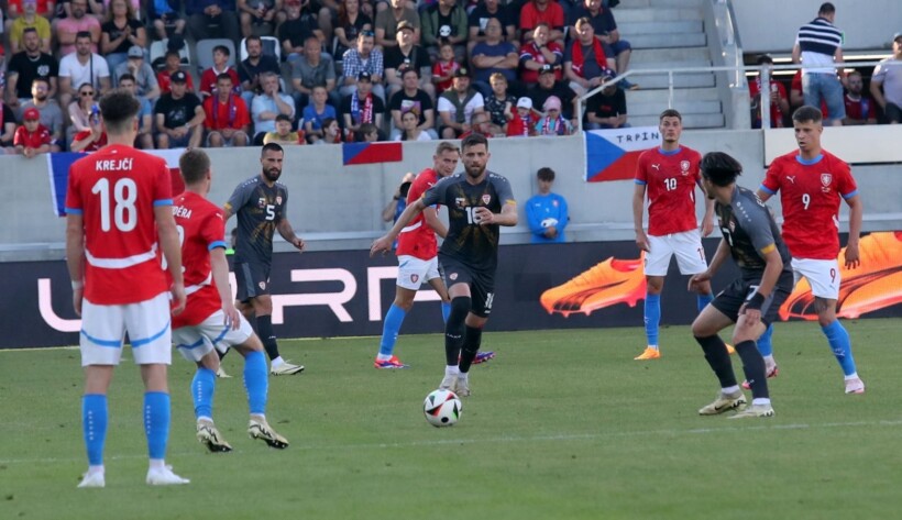 Maqedonia humb në shtesat nga Çekia, ndëshkohet nga dy penallti